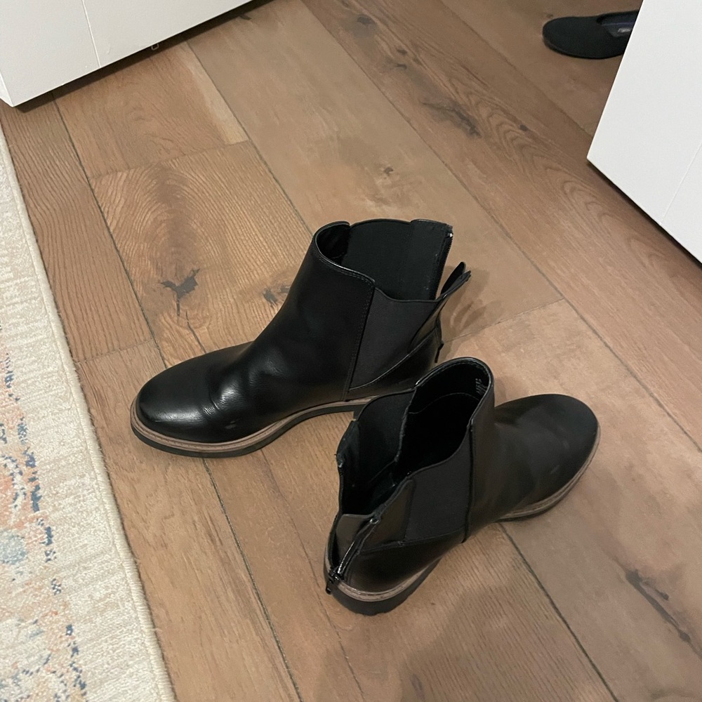 Espirit Sam Chelsea Black Ankle Boots - Picture 7 of 16